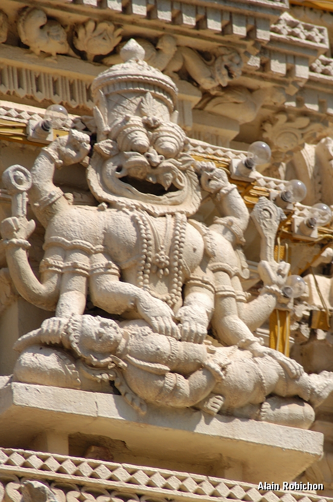 inde20060124026.jpg